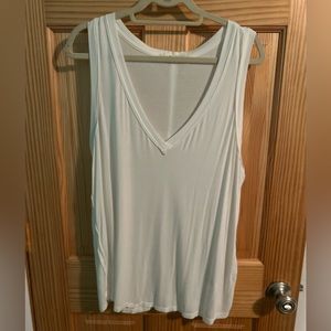 Free People v-neck tank in XL